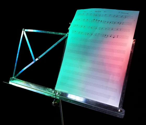 Farbige Musik (Foto: Werner Näf) Farbige Musik: Von Hand für einen Jungbläser umgeschriebene Noten (Foto: Werner Näf)