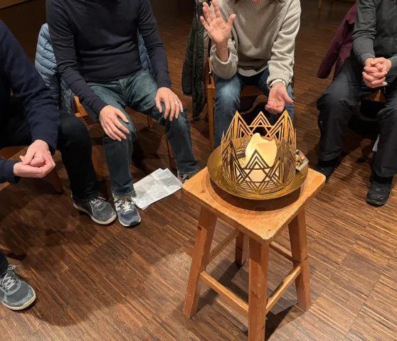 Gemeindegebet (Foto: Prisca Setlik) Gemeindegebet (Foto: Prisca Setlik)