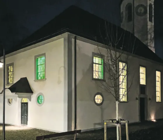 Dorfkirche Kleinhüningen beleuchtet Dorfkirche Kleinhüningen beleuchtet
