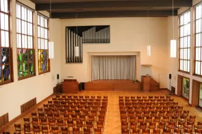 Kirchensaal-2 (Foto: Christoph Peter Baumann)