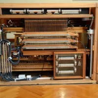 Orgel Zwinglihaus – Restaurierter Spieltisch  (Guni Wolf)